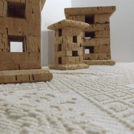 B&B Echoes Of Pleasure Putifigari