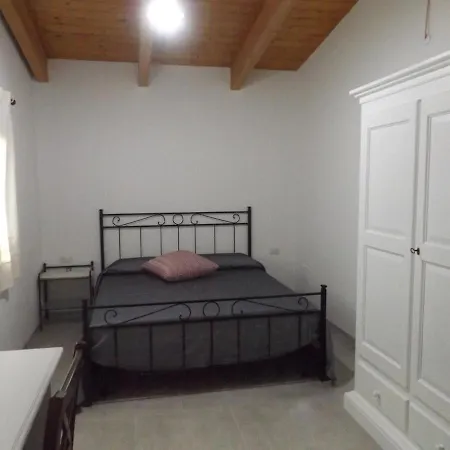 Echoes Of Pleasure B&B *